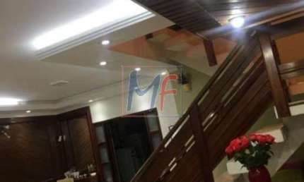 REF: 15.815 - Sobrado na Vila Ema ,194 m²a.u.,  3 quartos (1 suíte) , sala, cozinha, lavanderia, quintal com piscina e churrasqueira, 3 vagas.