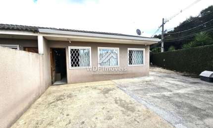 Casa com 3 quartos à venda na Rua Aristeu de Castro Fernandes, 200, Guaraituba, Colombo, 75 m2 por R$ 343.000