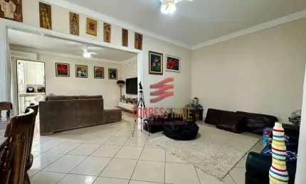 Sobrado com 3 dormitórios à venda, 166 m² por R$ 1.699.000,00 - Boqueirão - Santos/SP
