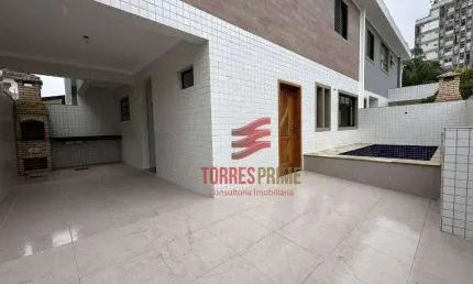 Sobrado com 3 dormitórios, 1 suíte, Quintal, Churrasqueira e Piscina à venda, 140 m² por R$ 1.435.000 - Vila Belmiro - Santos/SP
