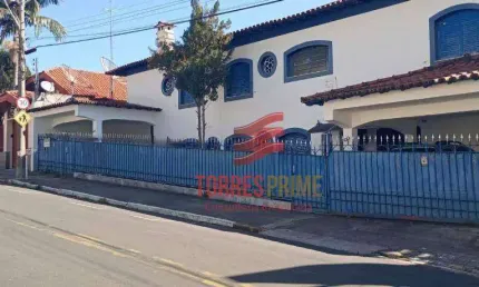 Casa com 5 dormitórios à venda, 458 m² por R$ 1.200.000,00 - Centro - Águas de Lindóia/SP