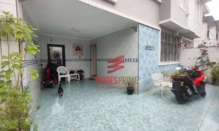 Sobrado à venda, 103 m² por R$ 850.000,00 - Encruzilhada - Santos/SP