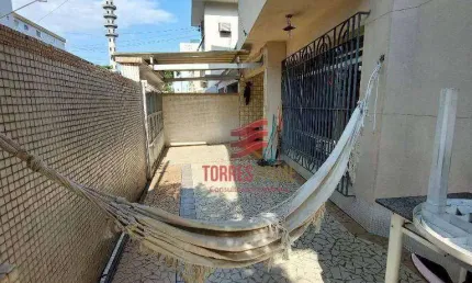 Sobrado com 3 dormitórios à venda, 175 m² por R$ 1.000.000,00 - Encruzilhada - Santos/SP