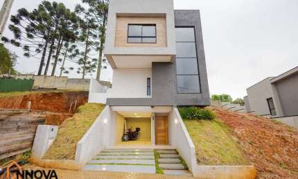 Casa em Condomínio com 3 quartos  à venda, 151.00 m2 por R$825000.00  - Santa Candida - Curitiba/PR