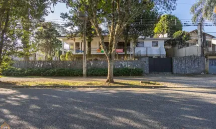 Casa Residencial com 5 quartos  para alugar, 465.30 m2 por R$13000.00  - Bom Retiro - Curitiba/PR