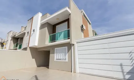 Sobrado com 4 quartos  à venda, 165.00 m2 por R$1290000.00  - Xaxim - Curitiba/PR