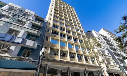 Cjto Comercial/Sala para alugar, 84.20 m2 por R$2200.00  - Centro - Curitiba/PR