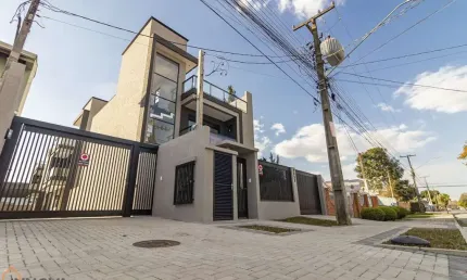 Sobrado em Condomínio com 3 quartos  à venda, 141.39 m2 por R$1150000.00  - Hauer - Curitiba/PR