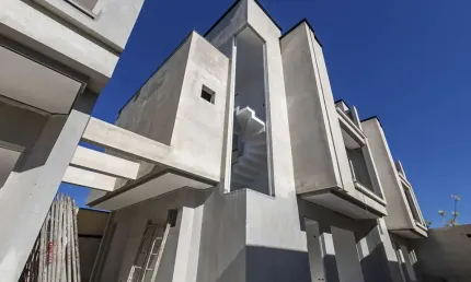 Sobrado em condomínio com 3 quartos  à venda, 127.73 m2 por r$898000.00  - capao raso - curitiba/pr