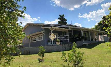 Linda casa estilo chácara à venda no Condomínio Santa Inês em Itu/SP!!