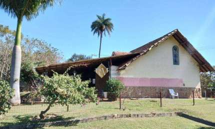 Linda chácara, rica em água, disponível para venda no Bairro do Pinheirinho em Itu/SP!!