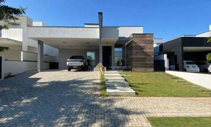 Bela casa térrea com 3 suítes à venda no Condomínio Portal dos Bandeirantes em Salto/SP!!