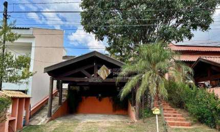 Casa à venda no Condomínio Vila Rica – Espaço, conforto e praticidade