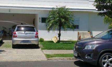 Linda Casa de Esquina à Venda no Condomínio Central Parque – Salto/SP