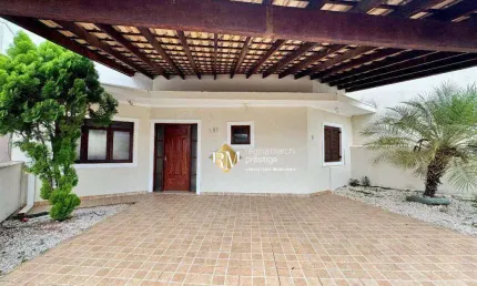 Casa à venda em bom condomínio no Aldeia de España – localização estratégica!