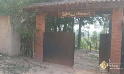 Bela chácara com 1 alqueire ao lado do Outlet Catarina em Itu/SP !!