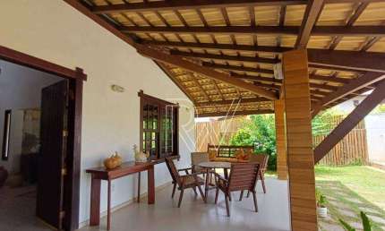 Casa com 6 quartos, 4 suítes, 342 m² - venda por R$ 4.210.000 ou aluguel por R$ 10.700/mês - Interlagos - Camaçari/BA
