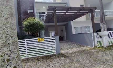 Casa com 3 quartos à venda na Rua Natal, 92, Praia de Leste, Pontal do Paraná