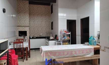 Casa com 3 quartos à venda na Avenida Paranaguá (Balneário Ipacaraí), 7020, Balneário Ipacaraí, Matinhos