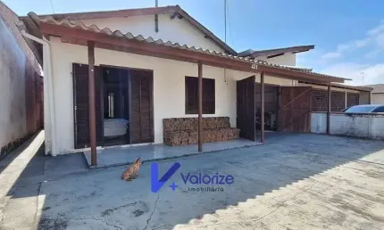 Casa com 3 quartos à venda na Rua Fernando Amaro, 421, Santa Terezinha, Pontal do Paraná