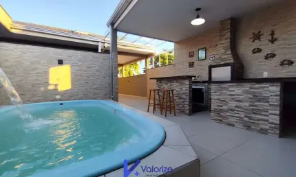 Casa com 2 quartos à venda na Rua Florianópolis, 487, Shangri-lá, Pontal do Paraná
