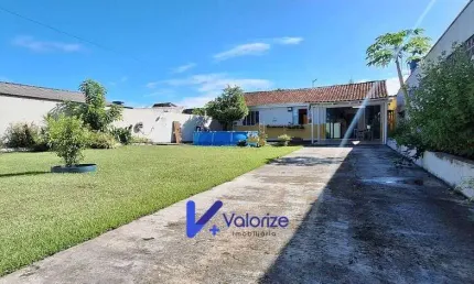 Casa com 3 quartos à venda na Rua Madri, Balneário Gaivotas, Matinhos
