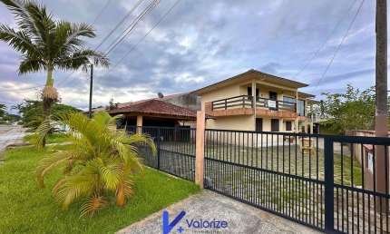 Casa com 2 quartos à venda na Avenida Mauá, 184, Leblon, Pontal do Paraná