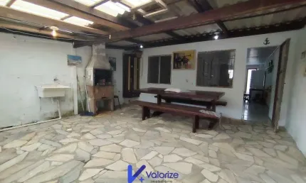 Casa com 2 quartos à venda na Maria Garbelotti, 1143, Praia de Leste, Pontal do Paraná