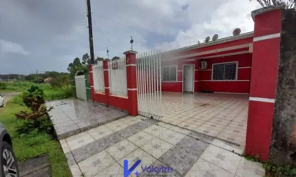 Casa com 3 quartos à venda na Rua Castro, 15, Perequê, Matinhos
