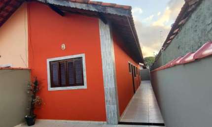 Casa para Venda em Itanhaém, Nova Itanhaém, 2 dormitórios, 1 banheiro, 2 vagas