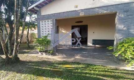 Casa para Venda em Itanhaém, Suarão, 6 dormitórios, 1 suíte, 1 banheiro, 6 vagas