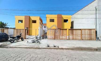Casa Sobreposta para Venda em Itanhaém, Cesp, 2 dormitórios, 1 banheiro, 1 vaga