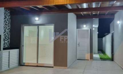 Casa para Venda em Peruíbe, Flora Rica 1, 2 dormitórios, 1 suíte, 1 banheiro, 2 vagas