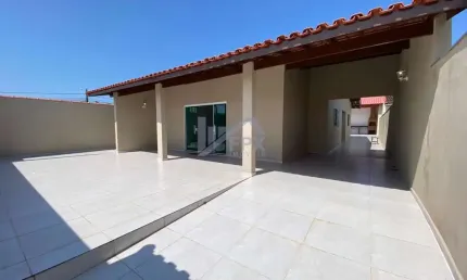 Casa para venda em itanhaém, jardim grandesp, 3 dormitórios, 2 suítes, 1 banheiro, 3 vagas