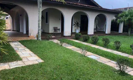 Casa para Venda em Itanhaém, Santa Julia, 6 dormitórios, 5 suítes, 1 banheiro, 6 vagas