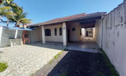 Casa para Venda em Itanhaém, Gaivota, 2 dormitórios, 1 suíte, 3 banheiros