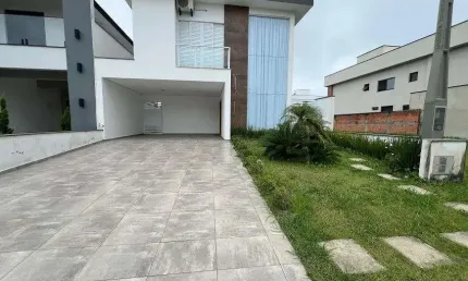 Casa em Condomínio para Venda em Itanhaém, Guacyra, 4 dormitórios, 3 suítes, 2 banheiros, 4 vagas