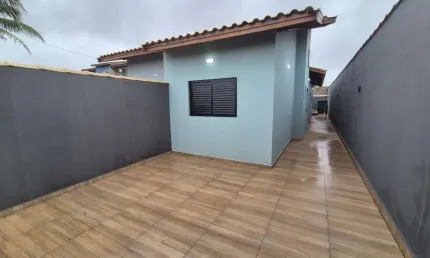Casa para Venda em Itanhaém, Bopiranga, 2 dormitórios, 1 suíte, 1 banheiro, 2 vagas