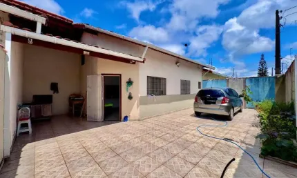 Casa para Venda em Itanhaém, Cibratel 2, 3 dormitórios, 1 suíte, 1 banheiro, 3 vagas