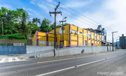 Galpão para alugar, 1030 m² por R$ 26.000,00/mês - Garcia - Blumenau/SC