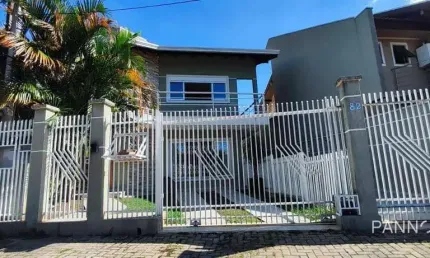 Casa com 4 quartos para alugar na Rua Joaquim Antônio da Cruz, 82, Portão, Curitiba