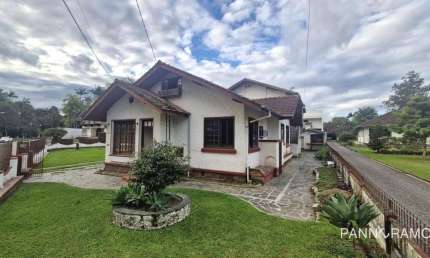 Casa com 5 dormitórios, 250 m² - venda por R$ 1.500.000,00 ou aluguel por R$ 11.111,89/mês - Itoupava Seca - Blumenau/SC
