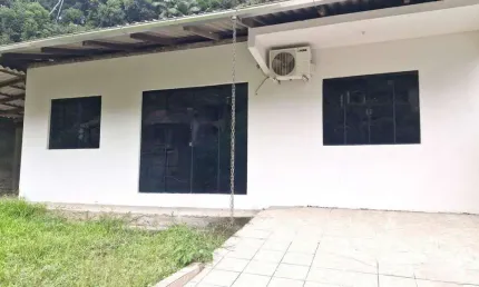 Casa com 3 dormitórios para alugar, 86 m² por R$ 2.418,00/mês - Glória - Blumenau/SC