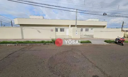 Casa Geminada à venda, com suíte no Jardim Bandeirantes