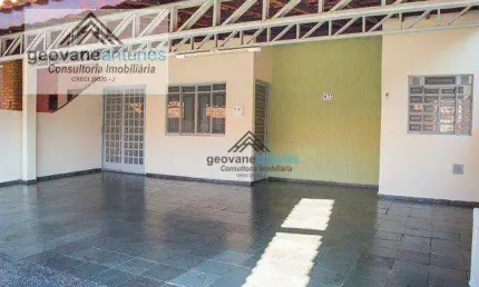 Casa com 3 dormitórios à venda, 106 m² por R$ 495.000,00 - Vila Barcelona - Sorocaba/SP