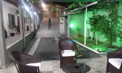 Casa com 2 dormitórios à venda, 190 m² por R$ 630.000,00 - Vila Haro - Sorocaba/SP