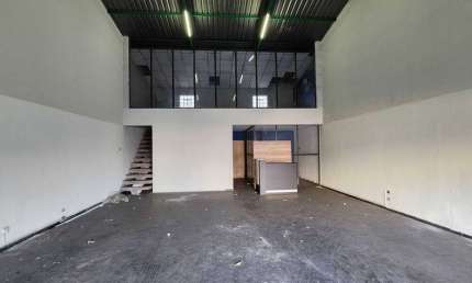 Barracão à venda, 136 m² por R$ 1.100.000,00 - Jardim Zulmira - Sorocaba/SP