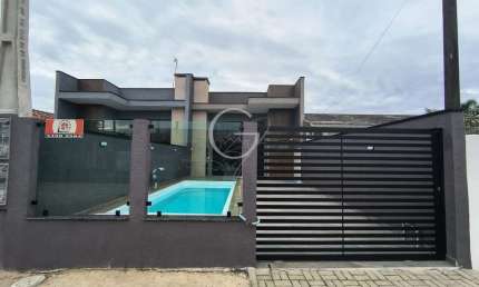 RESIDÊNCIA COM 3 QUARTOS NO BALNEÁRIO SOLYMAR EM MATINHOS
