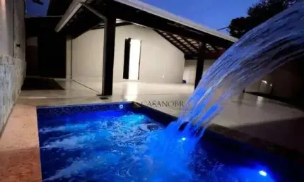 Casa com 4 dormitórios à venda, 141 m² por R$ 620.000 - Residencial Buritis - Anápolis/GO