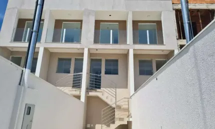 Casa Independente 2 quartos 2 vagas Santa Branca, - CA00550